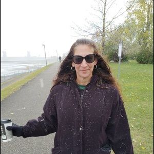 Meet your Posher, Andrea